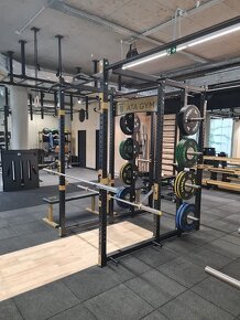 Profesionální dřepovací klec - power rack nový - 2