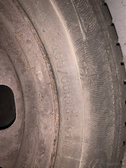 Pneu 195/65R15 - 2