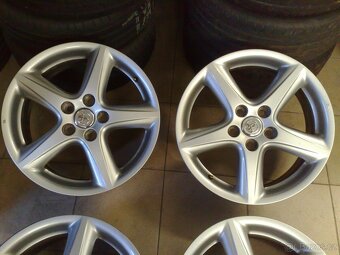 alu kola 5x114,3 r17 original toyota - 2