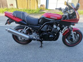 Yamaha FZS 600 Fazer - 2