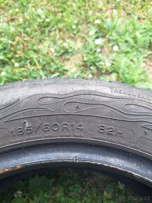 Prodám páru pneumatik 185/60 R14 - 2