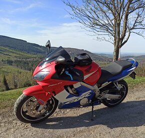 Honda CBR 600 F4i - 2