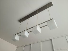 Stropní lustr a volně stojící lampa - 2