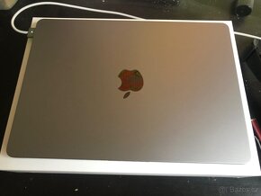 Apple MacBook Air 13,6" (2024) M2, 256gb, vesmírně šedý - 2