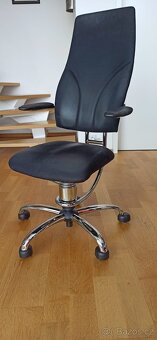 Office chair by Spinalis - Navigator model - 2