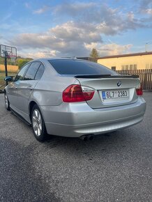 Bmw E90 325i - 2