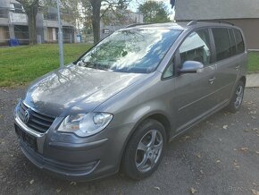 VW Touran facelift 2.0tdi 103kw  r.v. 2007 - 2