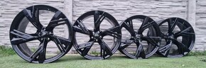 5x112 audi RS6 disky R22 černé NOVÉ - 2