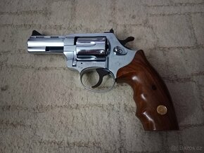 Revolver r.38 special - 2