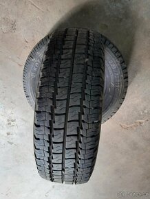 Prodám pneu 225/70 R15C kormoran - 2