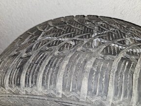 Zimní pneu Nokian WR SUV 4 225/55 R18 102H - 2