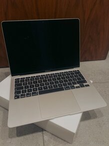 Apple MacBook Air 13.3" M1, 8GB RAM, 256GB SSD, stříbrný - 2