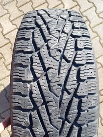 Nokian Hakkapeliitta LT2 285/70 R17 - 2