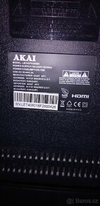 LED TV 102cm AKAI zánovní - 2