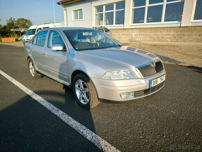 Škoda Octavia 1,6 FSi - 2