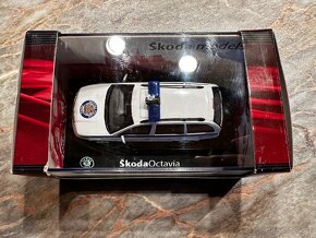 Škoda Octavia Tour Městská policie - Abrex 1:43 - 2