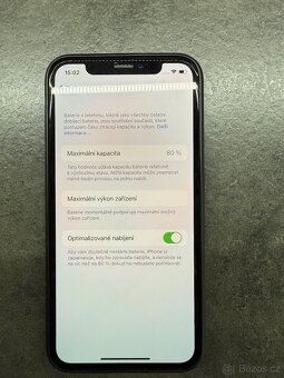 iPhone X 64Gb černý Top stav  - 2