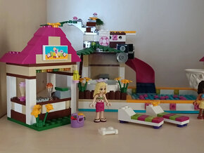 LEGO Friends 41008 Koupaliště v Heartlake - 2