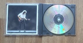 Prodám CD BRIAN MAY - BACK TO THE LIGHT - 2