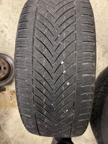 205/40 R17 celorocni - 2