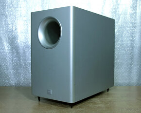 Aktivní subwoofer Canton. - 2