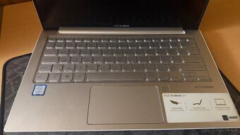 ASUS VivoBook S13 S330FA-EY129T - 2