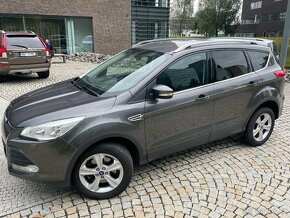 Ford Kuga 2.0TDCi 4x4 AUTOMAT 1.MAJITEL VÝHŘEV TAŽNÉ - 2