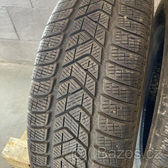 Zimní pneu 215/65 R17 99H Pirelli 5-5,5mm - 2