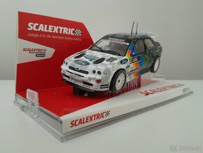 model na autodráhu FORD COSWORTH RS / SCALEXTRIC-SCX - 2