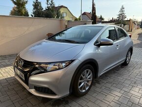 Honda Civic, rok 2014 – 43 000 km – po prvním majiteli - 2