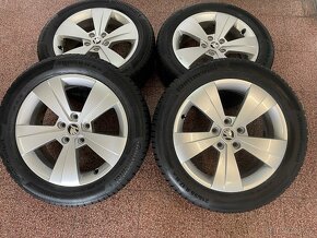 Originální ALU kola Škoda 5x112 r17 zimní pneu 6mm - 2