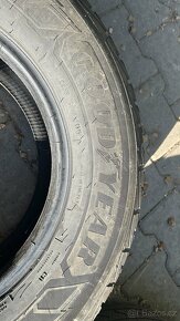 Prodám pneu GOOD YEAR 225/75 R16C - 2