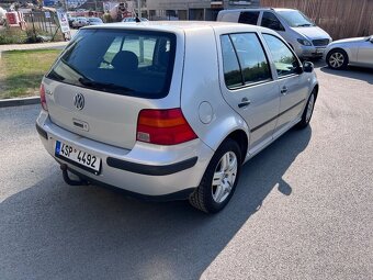 Volkswagen golf IV 1.6 benzin - 2