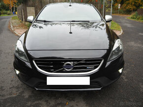 Volvo V40 2.0 D4 R-DESIGN - 2