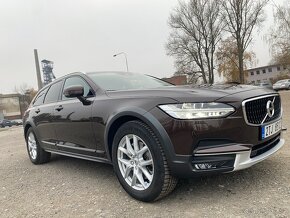 V 90 CROSS COUNTRY TOP STAV - 2