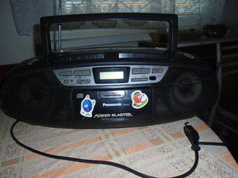 Prodám retro radiomagnetofon s CD - 2