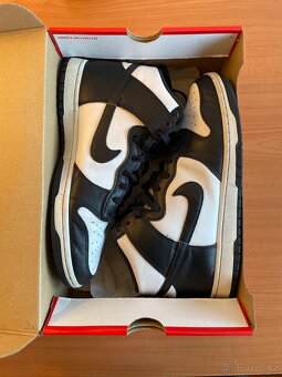 Nike Dunk High Panda - 2