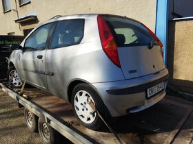 Prodám veškeré náhradní díly z vozu Fiat Punto 1.2i - 2