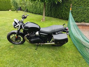 Triumph Street Twin (2016) po servisu, po dovozové TK - 2