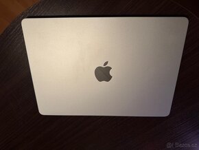 MacBook Air 13" M2 CZ 2022 Stříbrný - 2