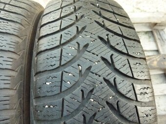 Zimní pneu Michelin A4 185/60 R15 - 2