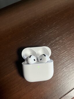 airpods 4 - 2