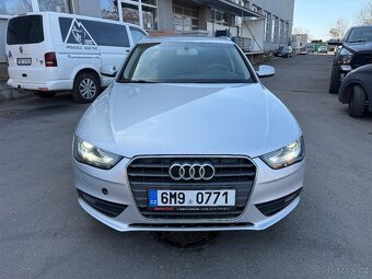 AUDI A4 AVANT ATTRACTION 2.0TDI - 2