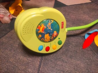 Fisher price kolotoč nad postýlku - 2