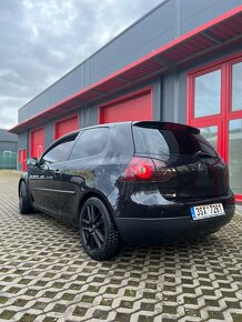 Golf 5 2,0tdi 103kw (DSG 6 kvalt) - 2