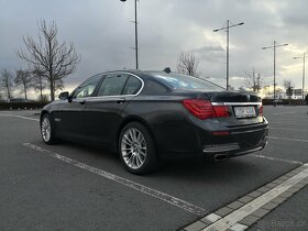 Prodám BMW 740 D XDRIVE poškozený motor - 2