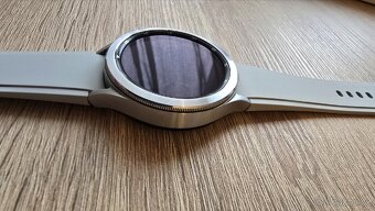 Samsung watch4 46mm Classic + řemínek - 2