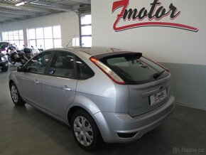 Ford Focus 1.6 16V 74kW klima,tempomat,1.majitel, po servise - 2