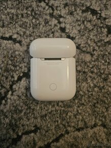 Apple AirPods 2. generace - 2