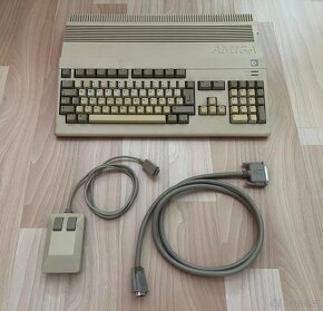 Commodore AMIGA 500 / A500 (Made in Hong Kong) - 2